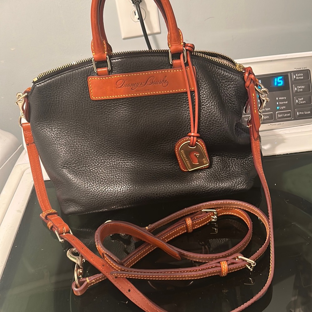 Dooney & Bourke